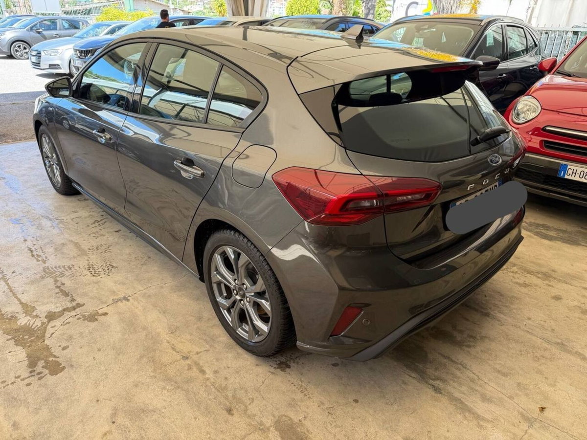 Ford Focus 1.5 EcoBlue 115 CV automatico 5p. ST-Line Style (5)