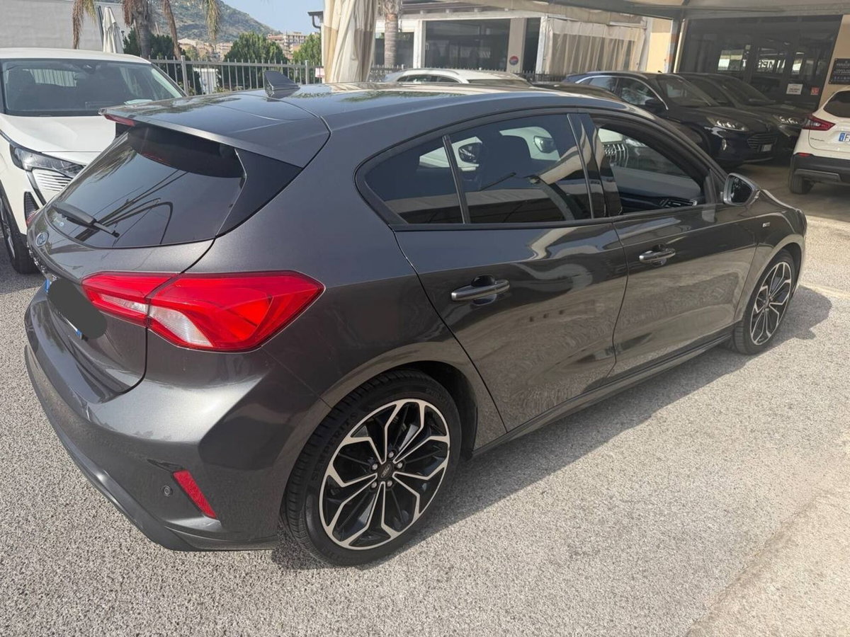 Ford Focus 1.5 EcoBlue 120 CV 5p. ST-Line (4)
