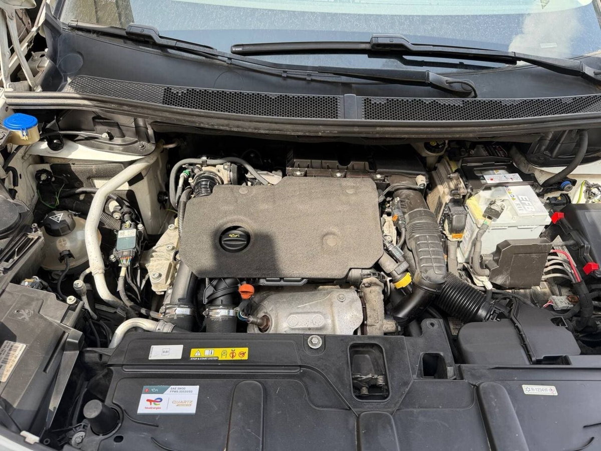 Peugeot 3008 BlueHDi 130 S&S EAT8 Active Business (12)