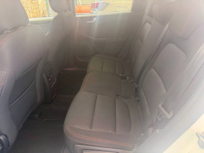 Ford Kuga 1.5 EcoBlue 120 CV 2WD ST-Line (10)