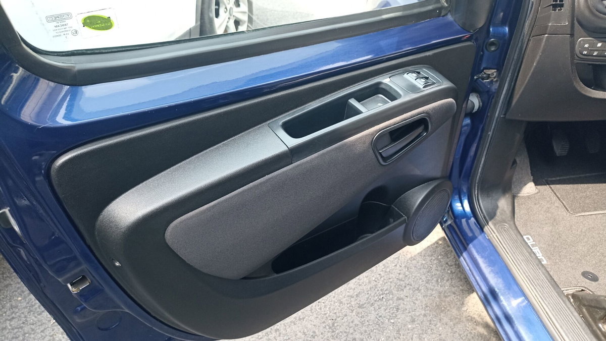 Fiat Qubo 1.3 MJT 80 CV Lounge (8)