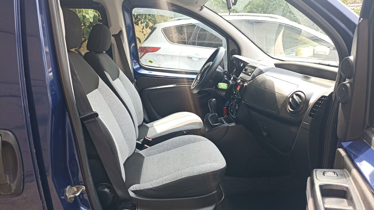 Fiat Qubo 1.3 MJT 80 CV Lounge (9)