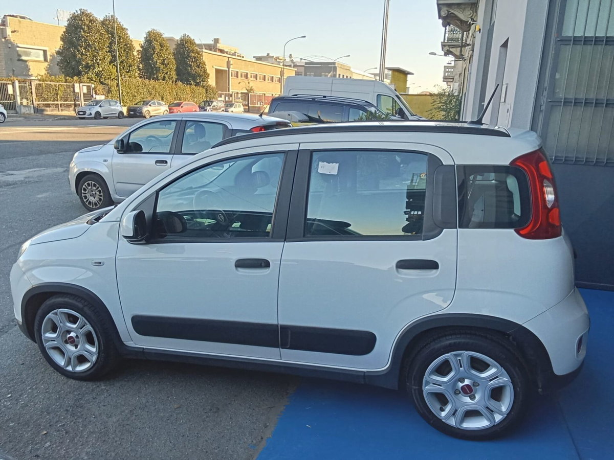 Fiat Panda 1.0 FireFly S&S Hybrid City Life (4)