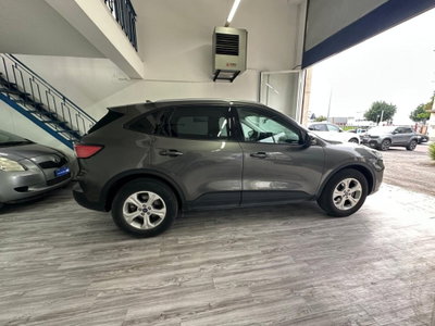 Ford Kuga 1.5 EcoBoost 120 CV 2WD (4)