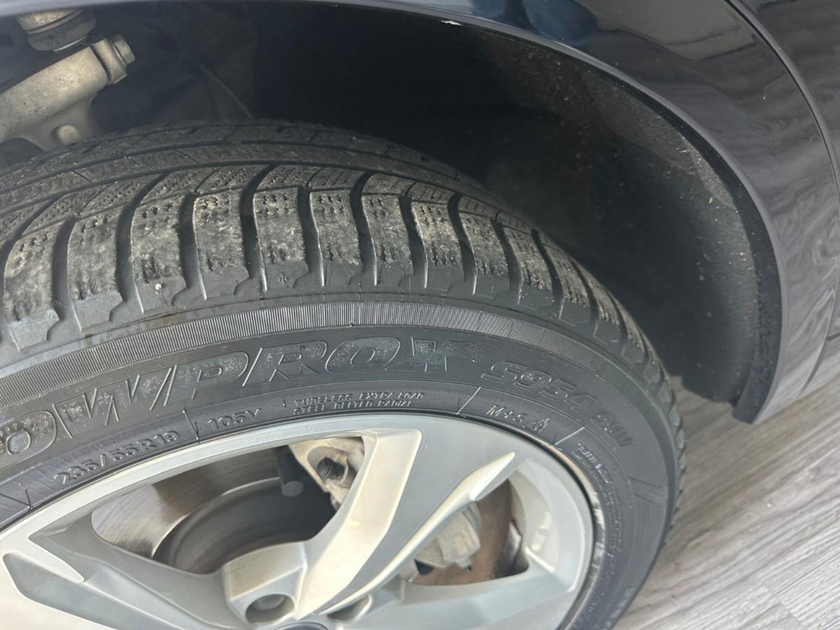 Audi Q5 40 TDI quattro Business Sport (20)