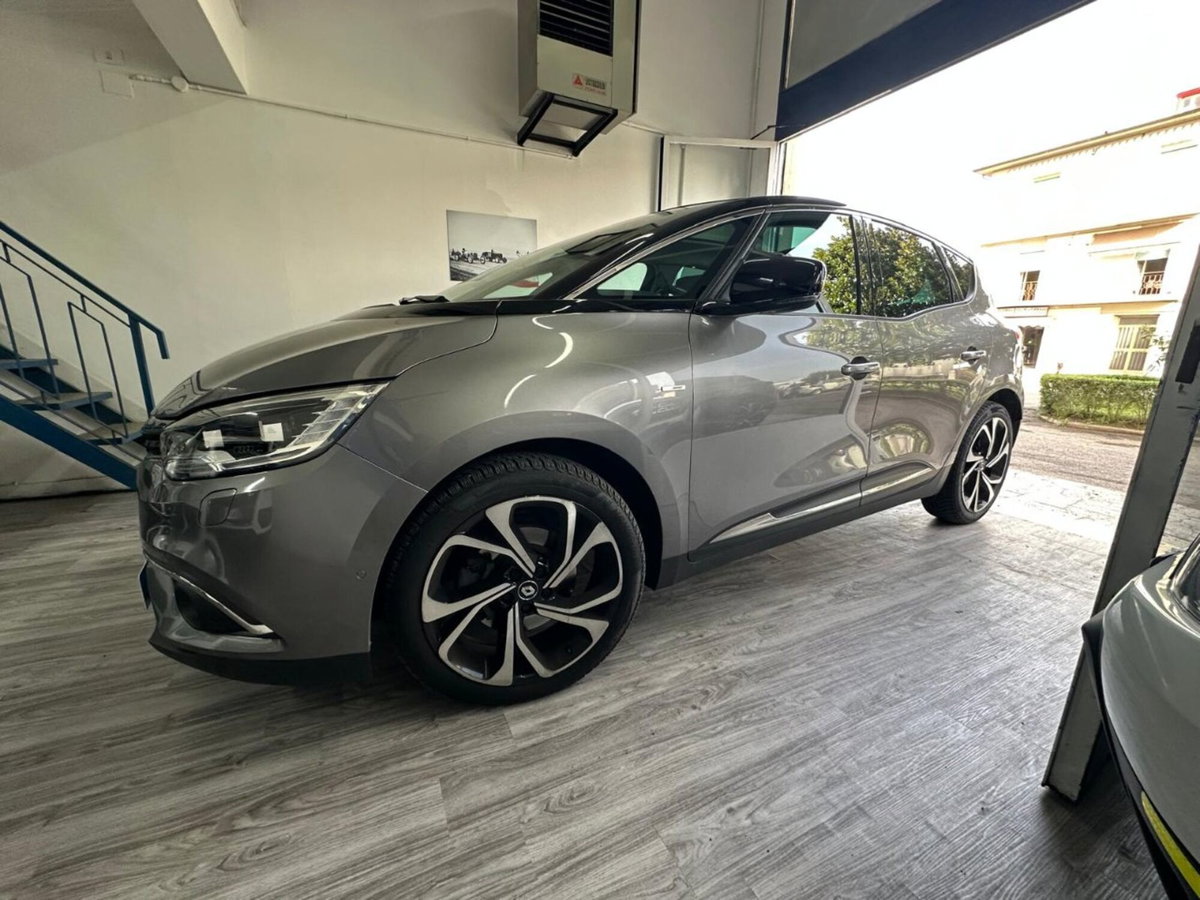 Renault Scenic E-Tech Electric 1.6 dCi 130CV Start&Stop Energy Bose (4)