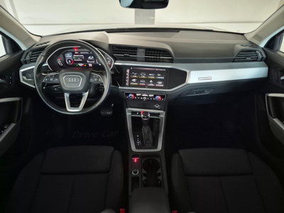 Audi Q3 35 TDI quattro S tronic Business (3)