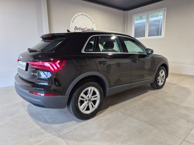 Audi Q3 35 TDI quattro S tronic Business (8)