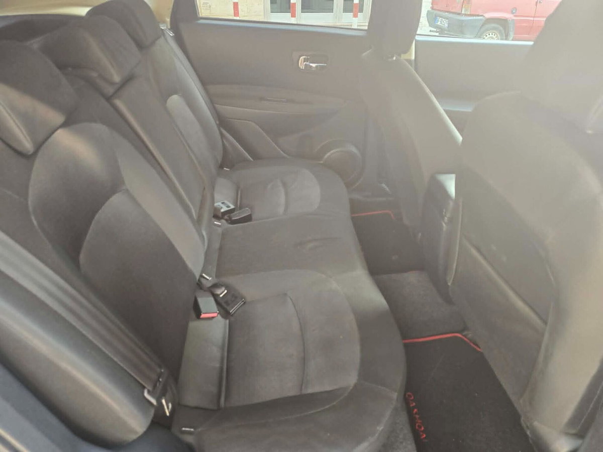 Nissan Qashqai 2.0 dCi DPF n-tec (10)