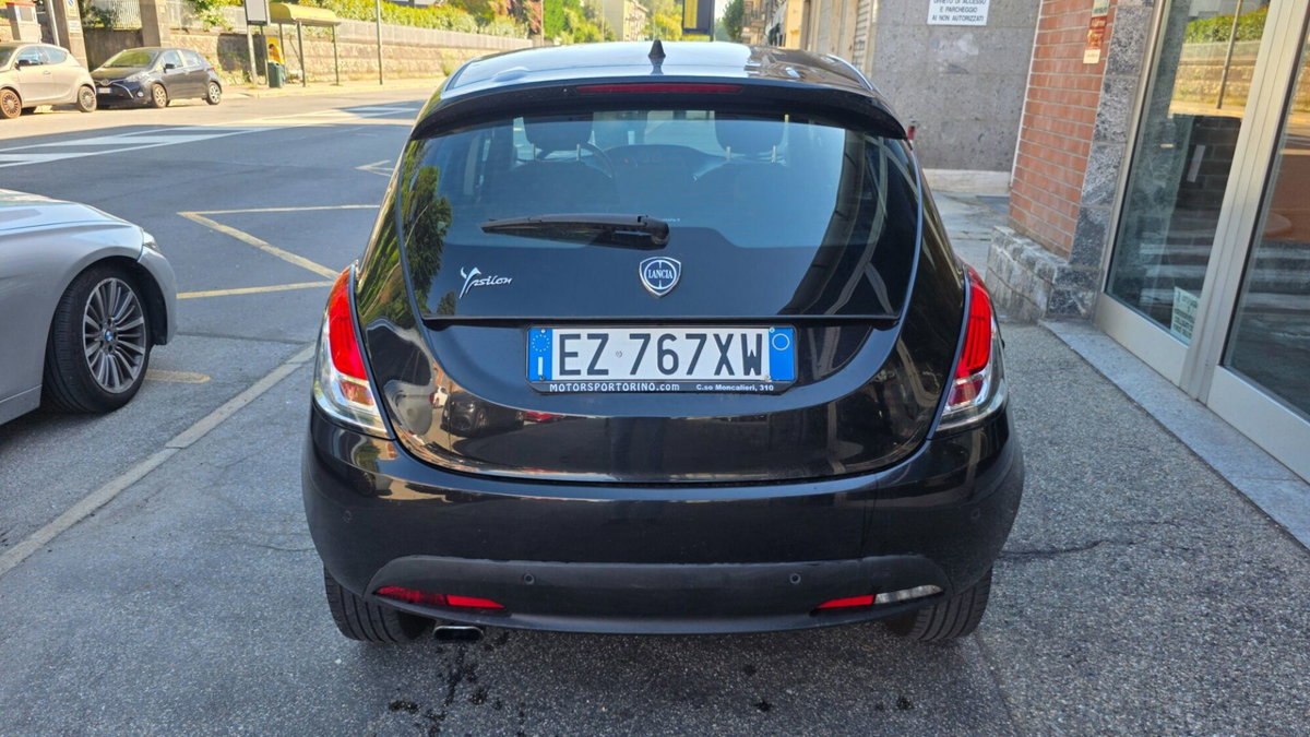 Lancia Ypsilon 1.3 MJT 16V 95 CV 5 porte S&S Gold (5)