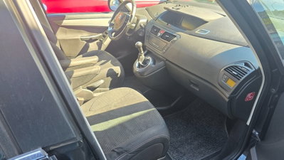 Citroen C4 Gran Picasso 1.6 VTi 120 Attraction (13)