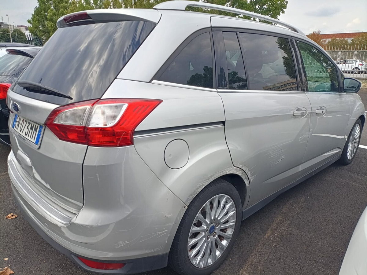Ford C-Max 1.6 TDCi 115CV Titanium (3)
