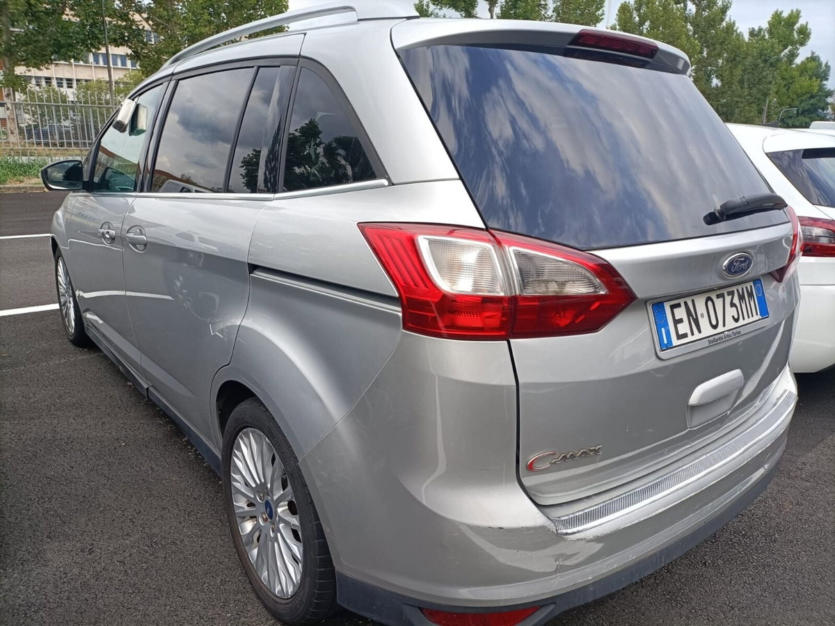Ford C-Max 1.6 TDCi 115CV Titanium (4)