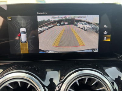 Mercedes-Benz GLA SUV 200 d Automatic Premium (13)