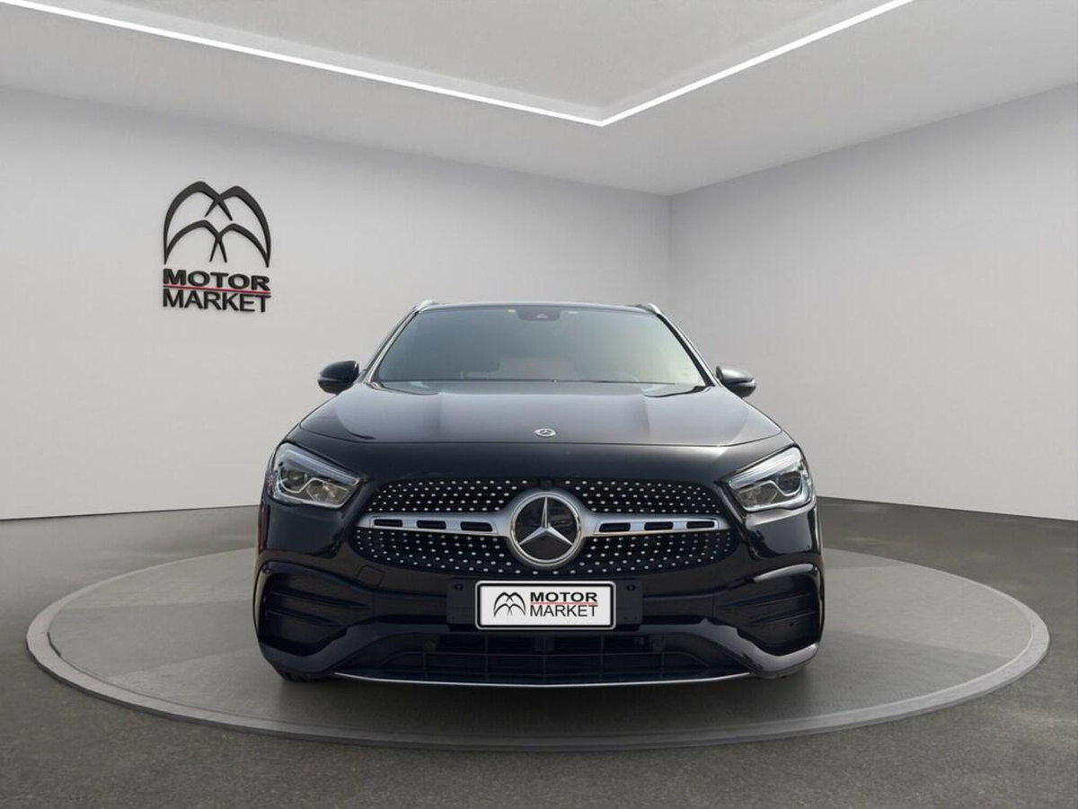 Mercedes-Benz GLA SUV 200 d Automatic Premium (2)