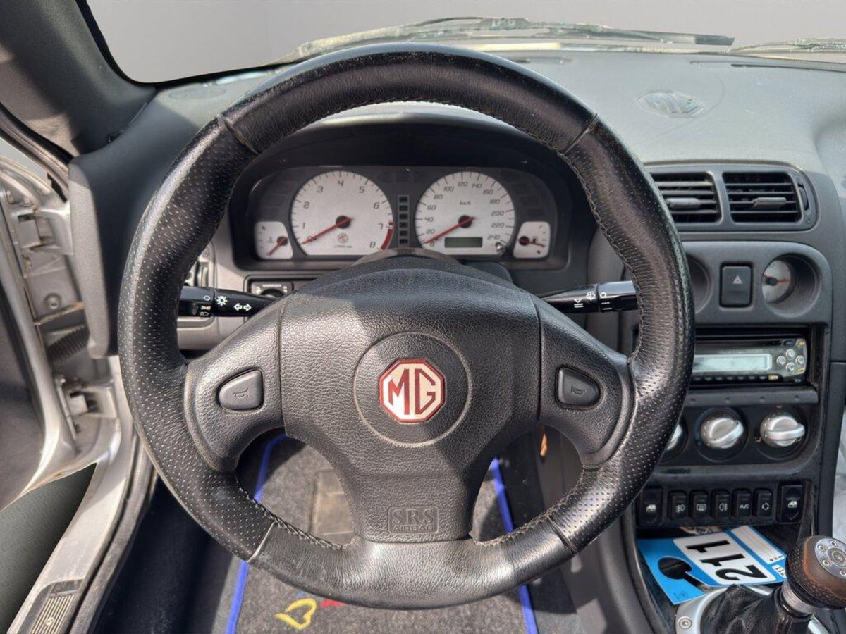 Mg TF 115 1.6 16V cat (10)