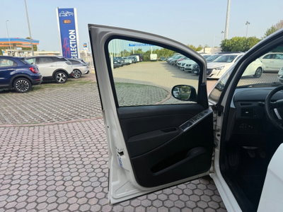 Lancia Musa 1.4 8V Ecochic (GPL) Platinum (16)