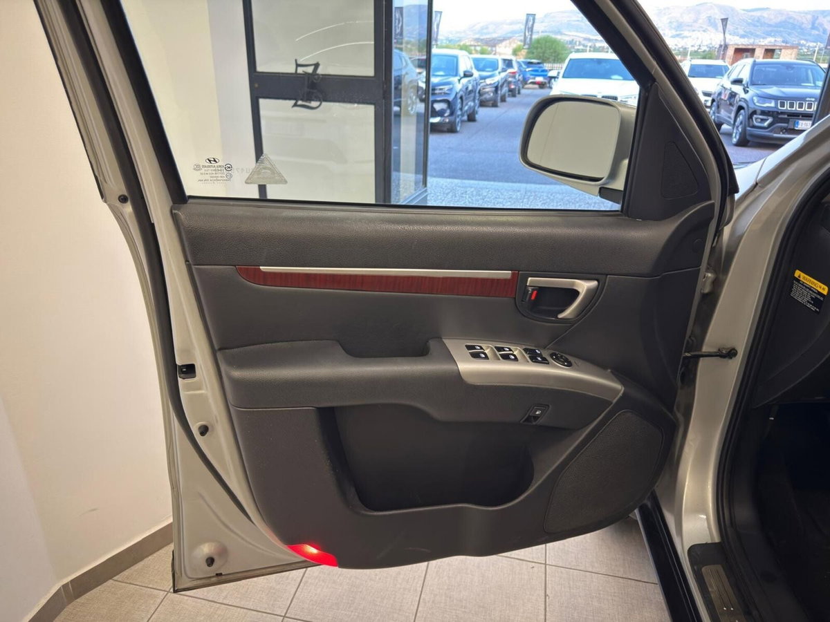 Hyundai Santa Fe 2.2 CRDi VGT Dynamic Sun 5 p.ti (17)