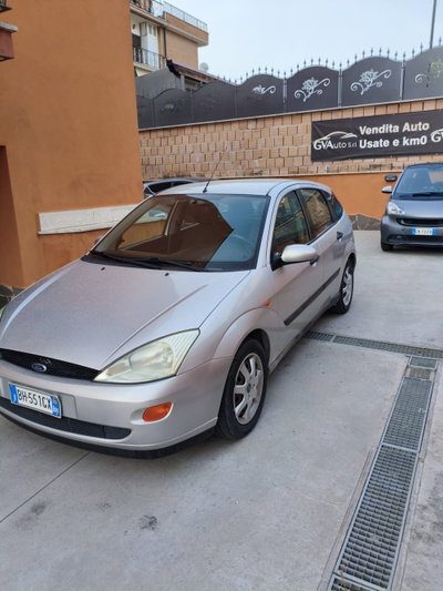 Ford Focus 1.6i 16V cat 5p. Ghia (5)