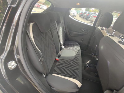 Lancia Ypsilon 1.2 69 CV 5 porte Silver (18)