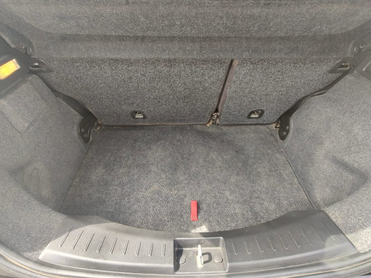 Lancia Ypsilon 1.2 69 CV 5 porte Silver (20)