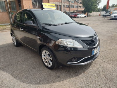 Lancia Ypsilon 1.2 69 CV 5 porte Silver (8)