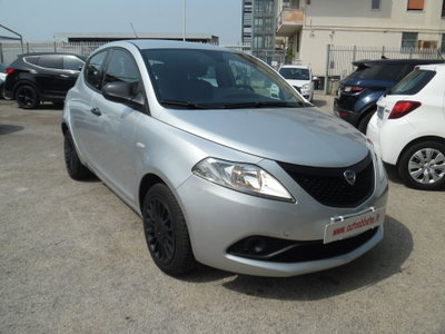 Lancia Ypsilon 1.2 69 CV 5 porte Elefantino usata