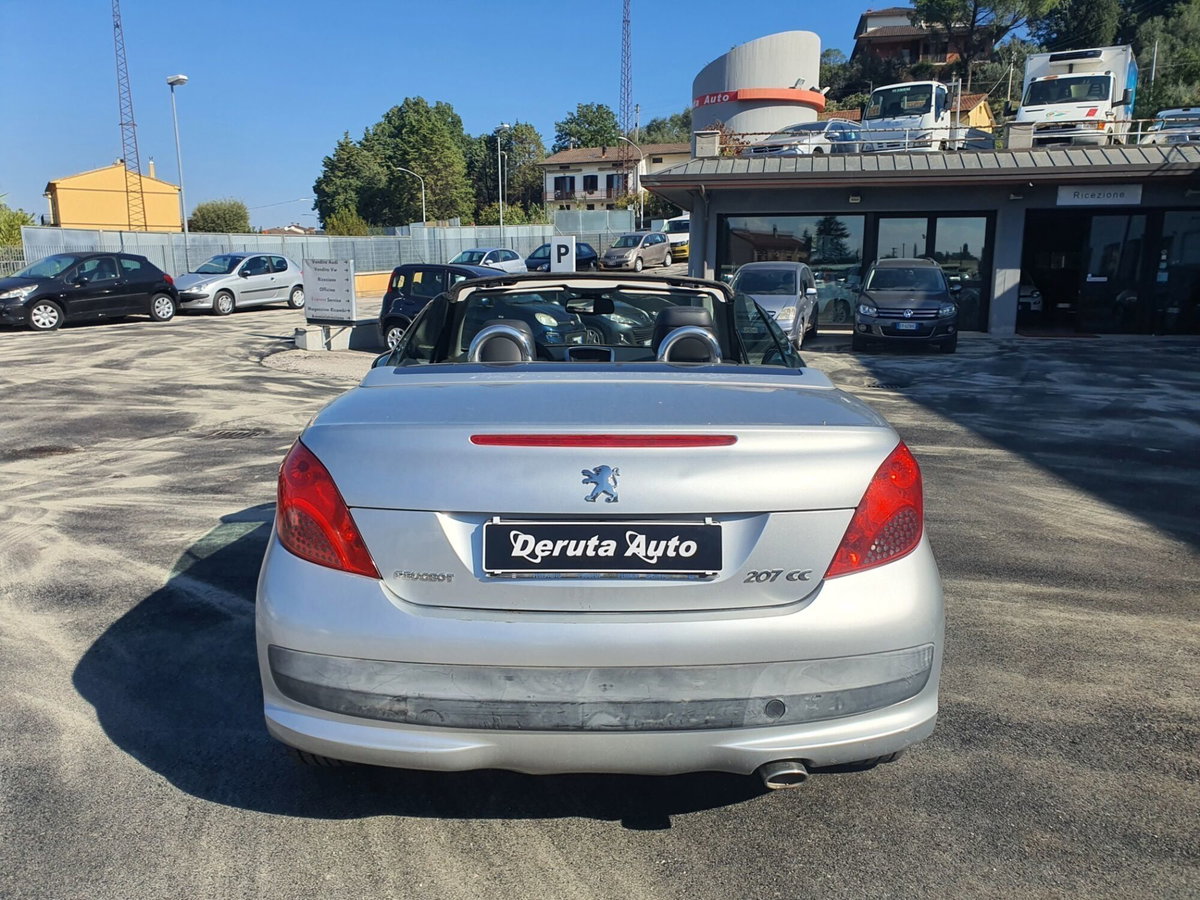 Peugeot 207 Cabrio HDi 110CV CC Féline (4)