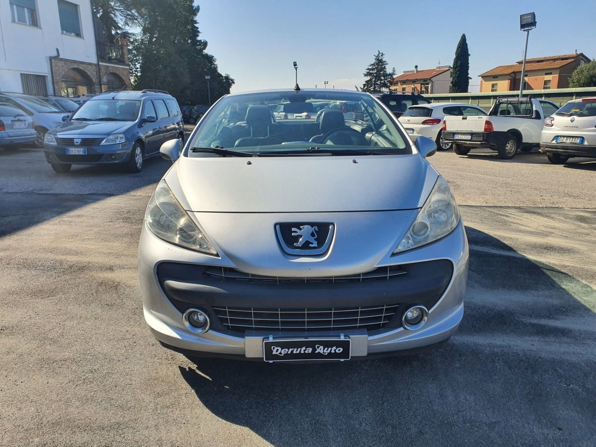 Peugeot 207 Cabrio HDi 110CV CC Féline (8)