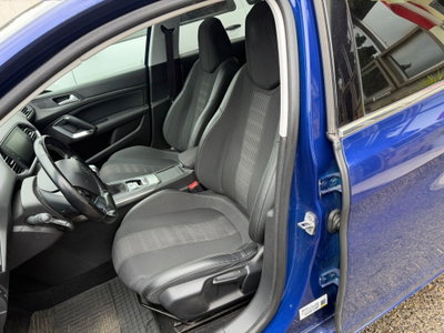 Peugeot 308 BlueHDi 130 S&S Allure (6)