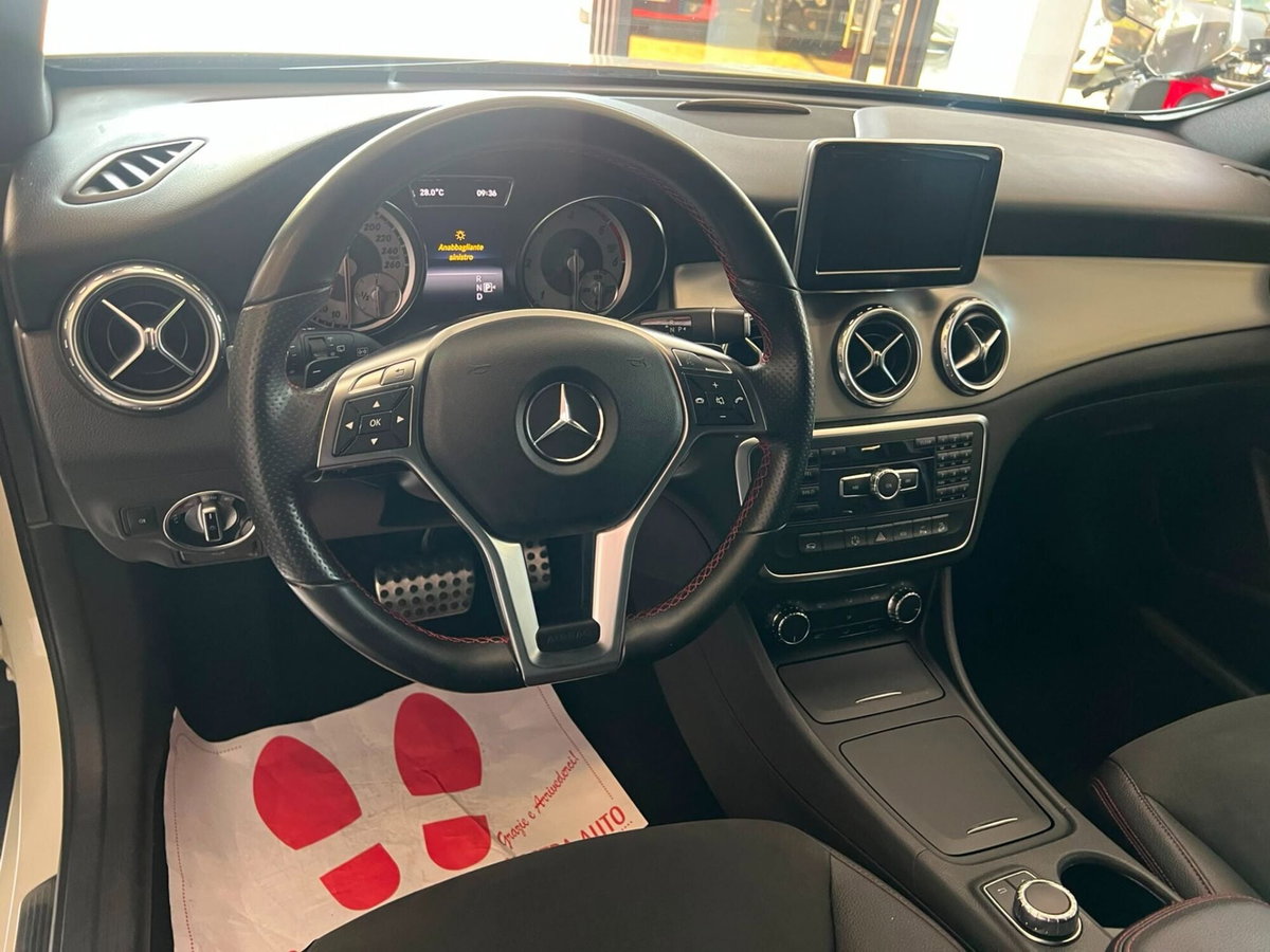 Mercedes-Benz GLA SUV 200 CDI Automatic 4Matic Premium (10)