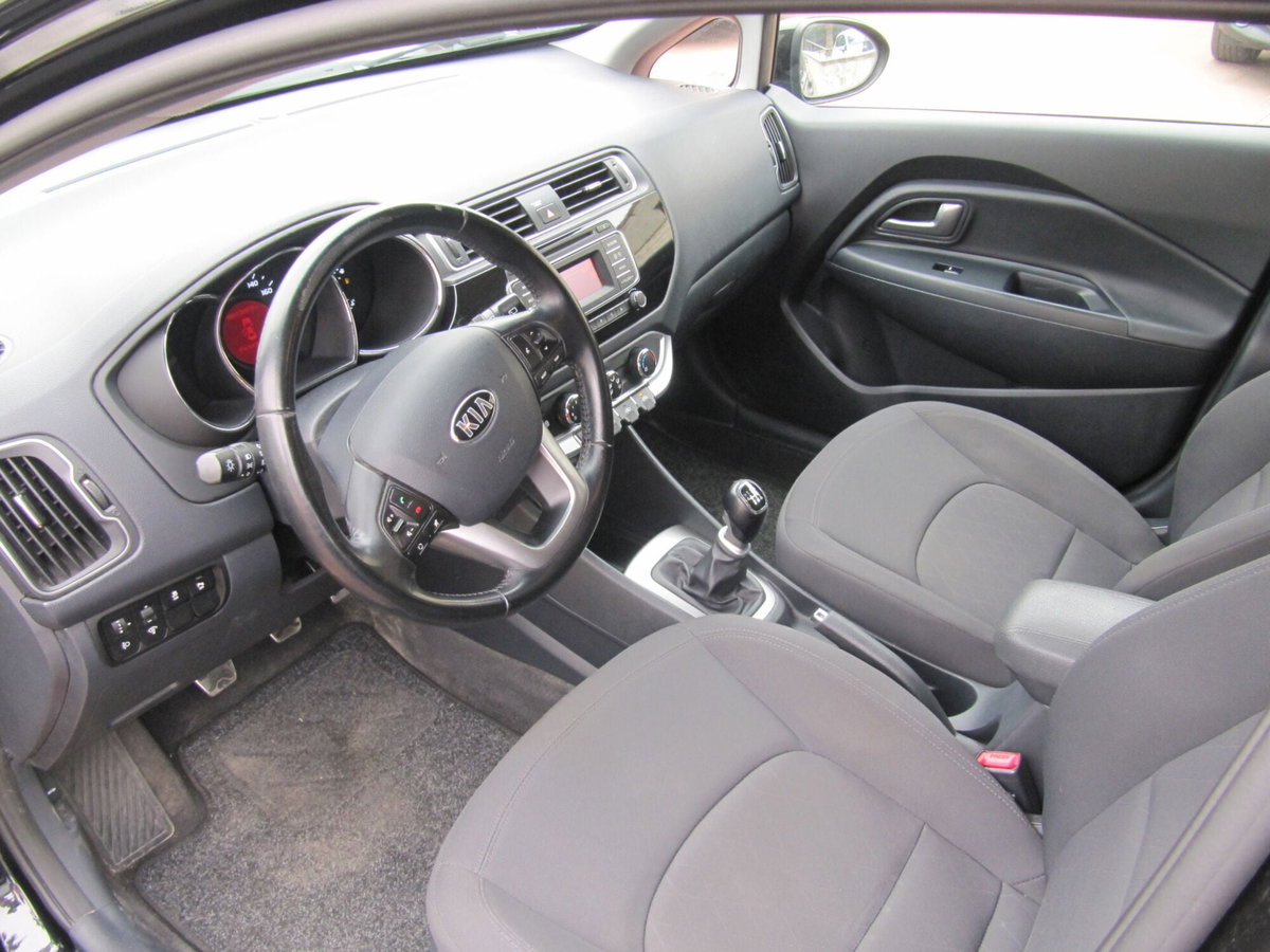 Kia Rio 1.1 CRDi 5p. Active (11)