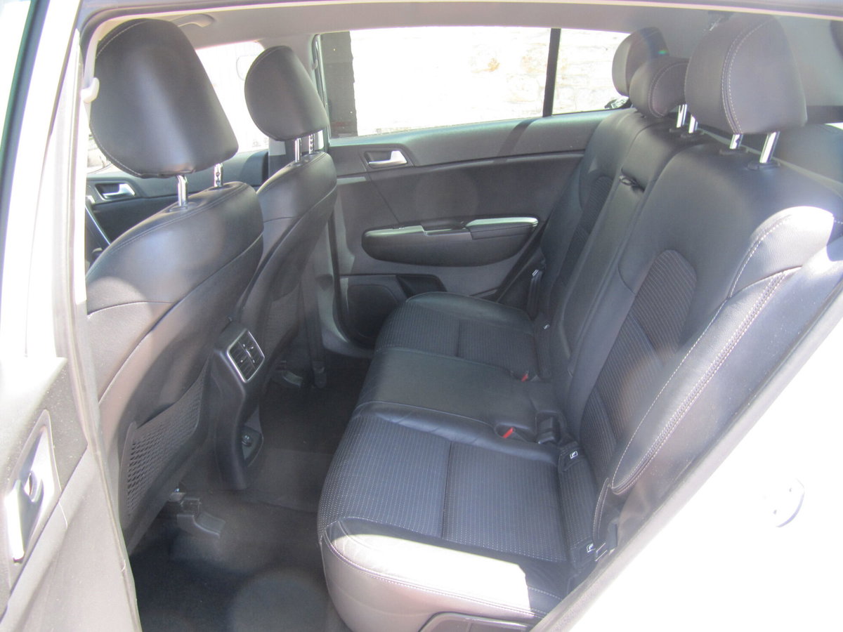 Kia Sportage 1.7 CRDI 2WD Class (15)
