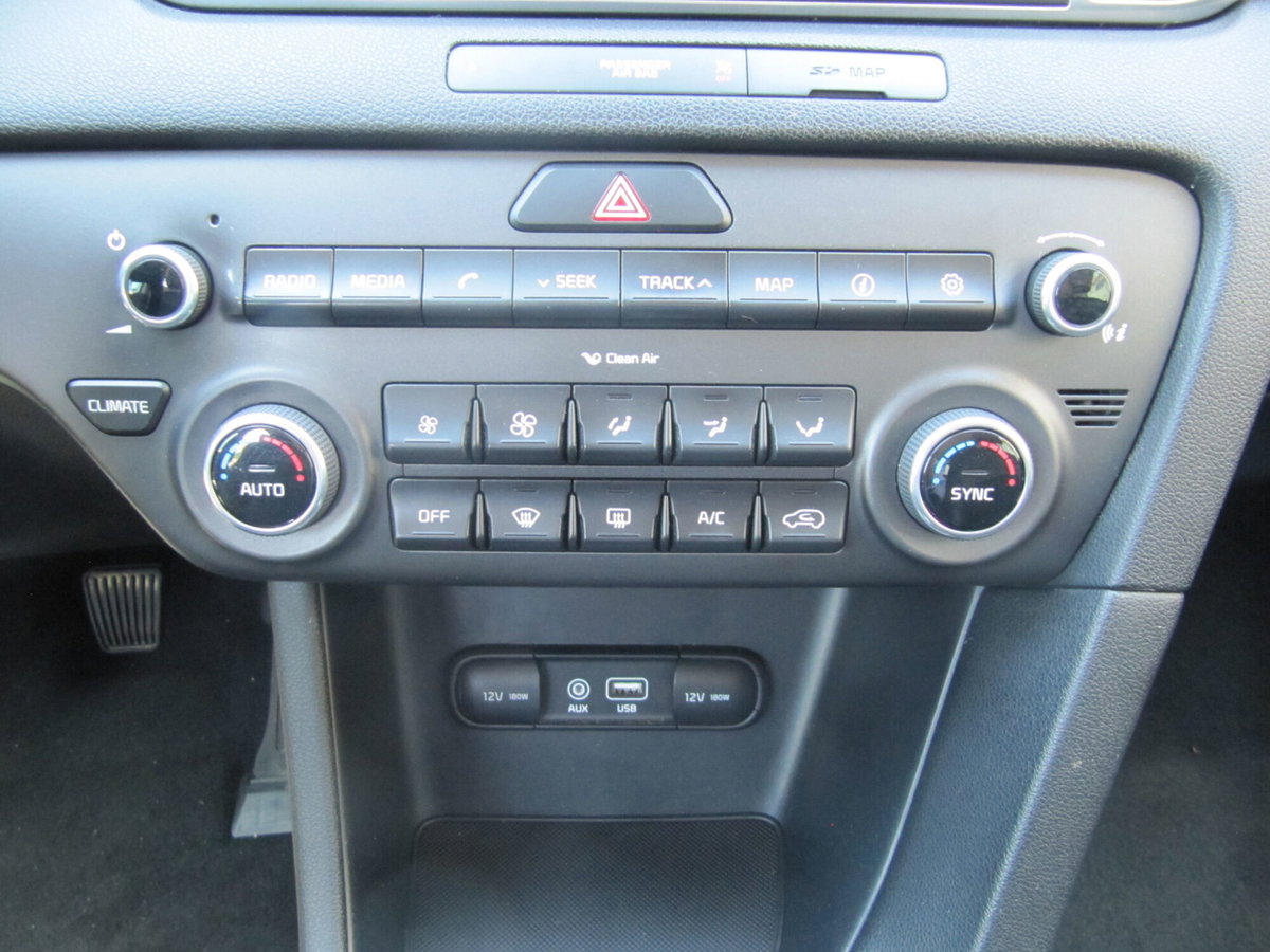 Kia Sportage 1.7 CRDI 2WD Class (9)
