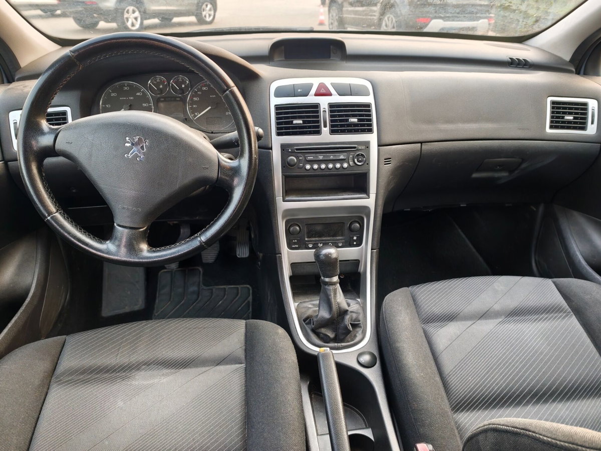 Peugeot 307 16V HDi FAP 110CV 5p. XT (7)