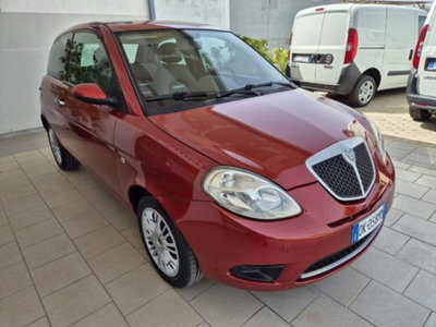 Lancia Ypsilon 1.2 Argento (3)