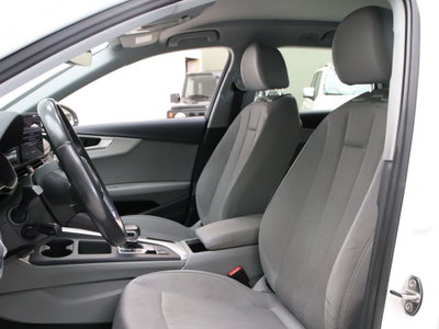 Audi A4 Allroad 40 TDI 190 CV S tronic Identity Contrast (9)