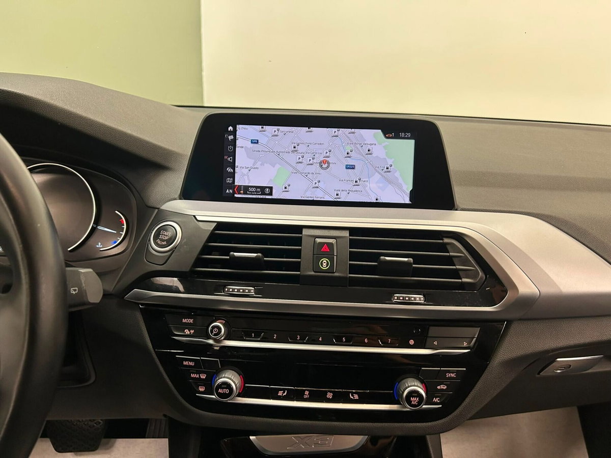 BMW X3 xDrive20d 48V Business Advantage (9)