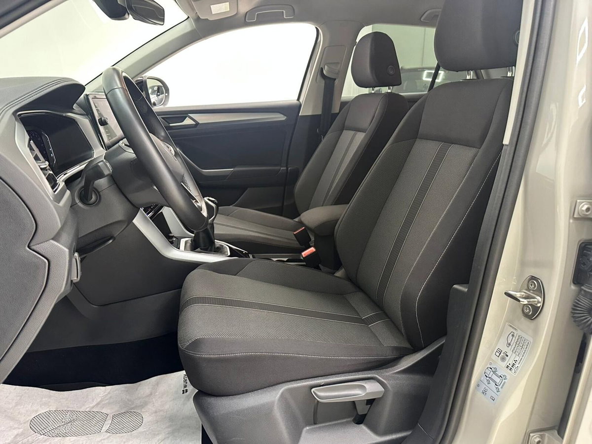 Volkswagen T-Roc 1.5 tsi Edition Plus (8)