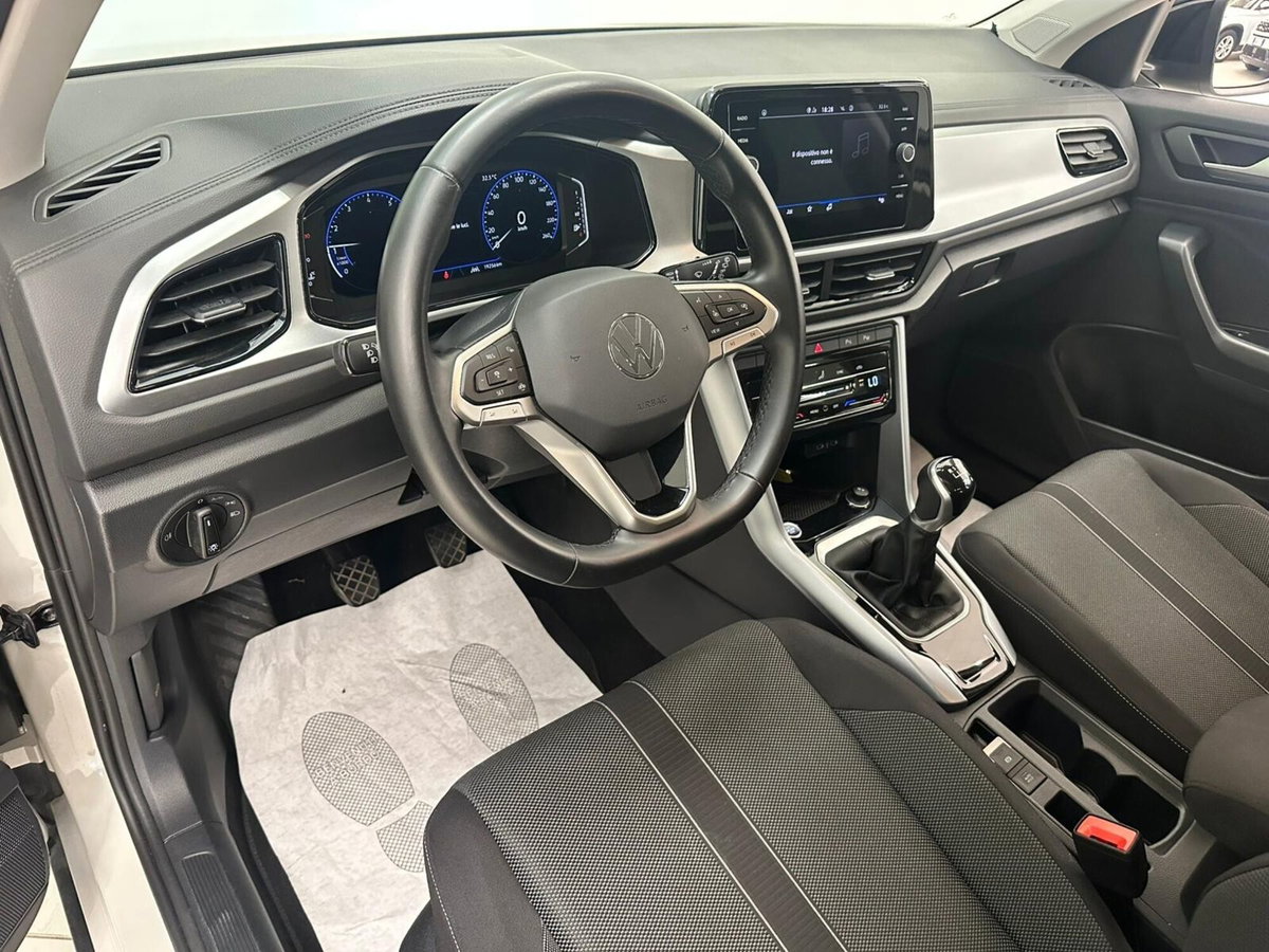 Volkswagen T-Roc 1.5 tsi Edition Plus (9)