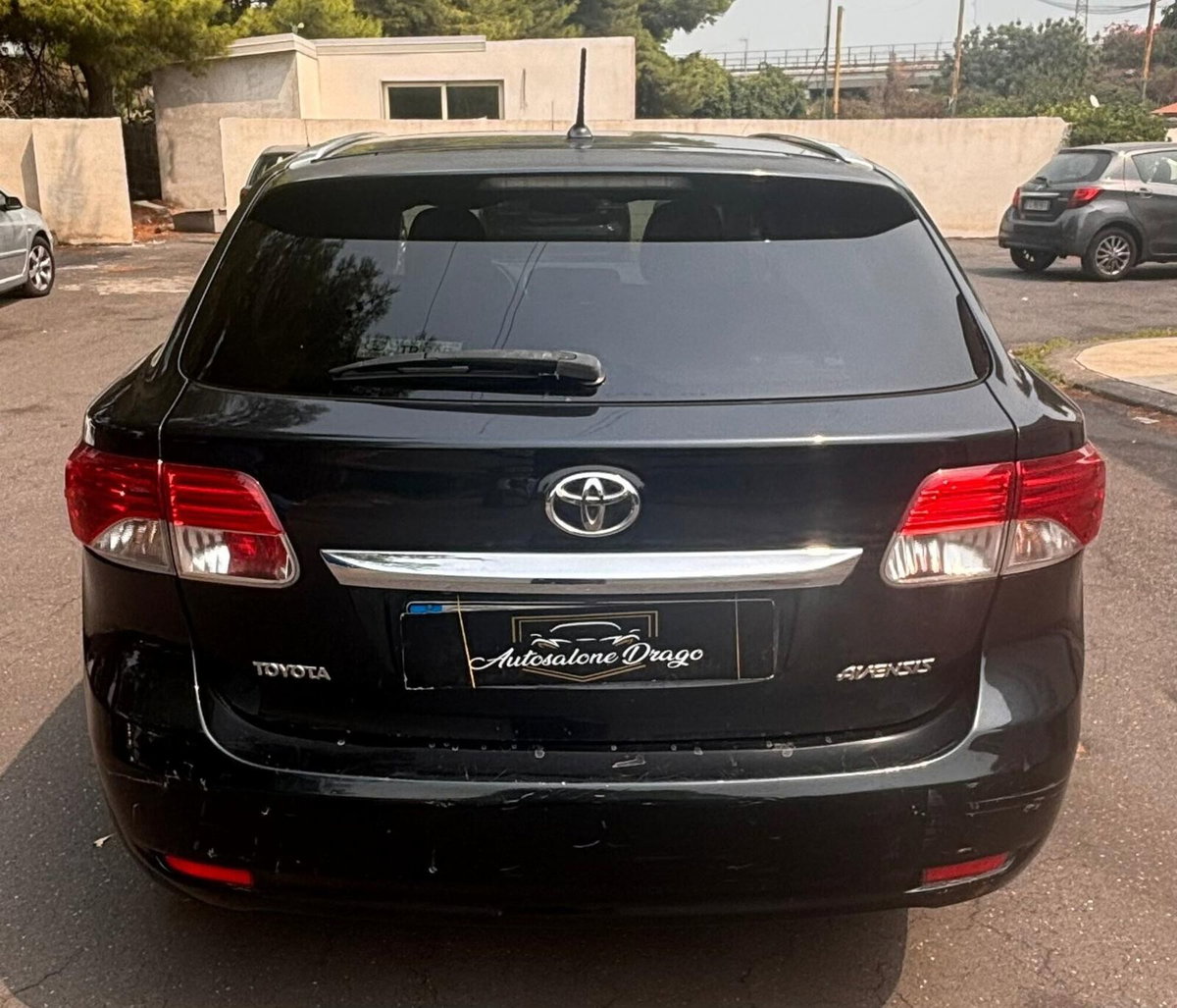 Toyota Avensis Station Wagon 2.2 D-Cat aut. Wagon Style Safety (4)