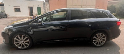 Toyota Avensis Station Wagon 2.2 D-Cat aut. Wagon Style Safety (7)