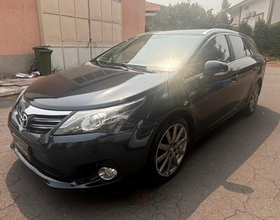 Toyota Avensis Station Wagon 2.2 D-Cat aut. Wagon Style Safety (8)