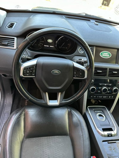 Land Rover Discovery Sport 2.0 TD4 150 CV Pure (9)