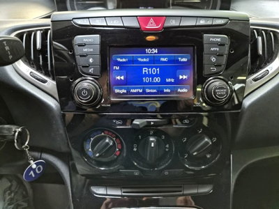 Lancia Ypsilon 1.2 69 CV 5 porte Gold (16)