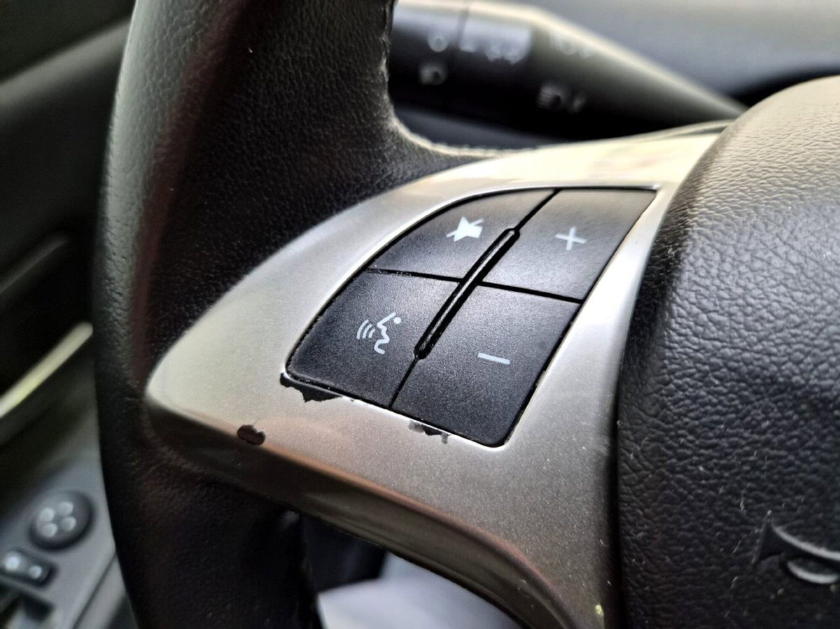 Lancia Ypsilon 1.2 69 CV 5 porte Gold (18)