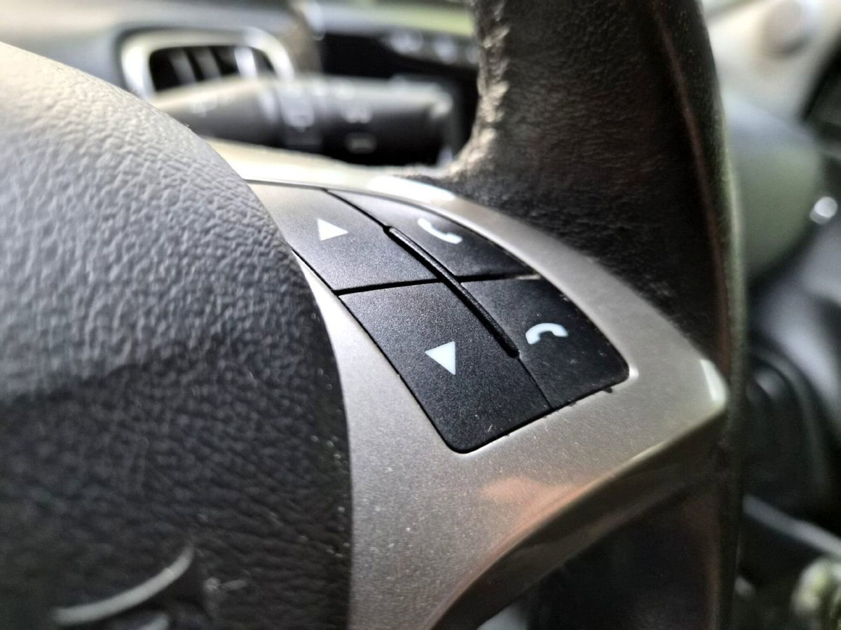 Lancia Ypsilon 1.2 69 CV 5 porte Gold (19)