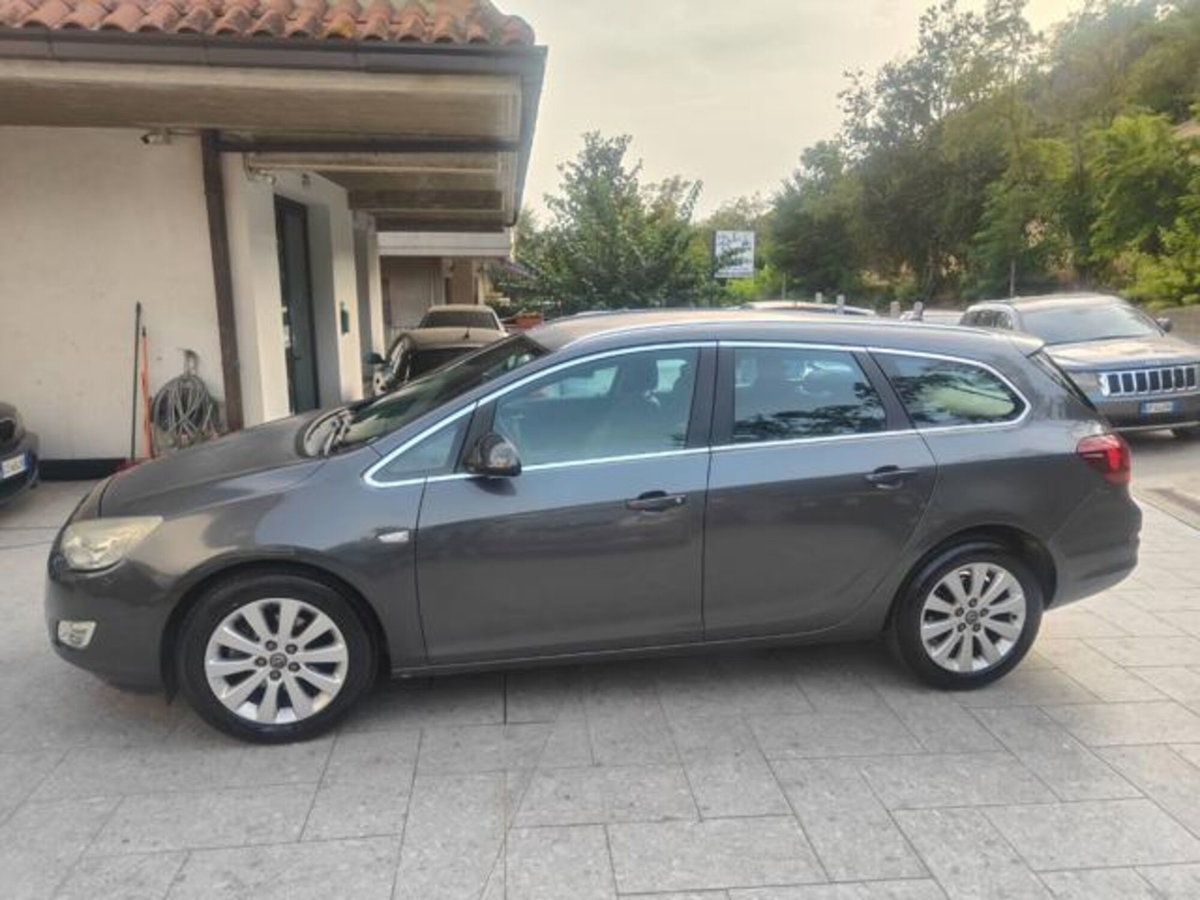 Opel Astra Station Wagon 1.7 CDTI 125CV Sports Cosmo (14)