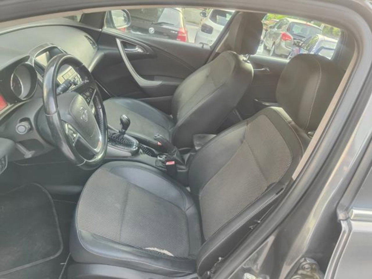Opel Astra Station Wagon 1.7 CDTI 125CV Sports Cosmo (16)