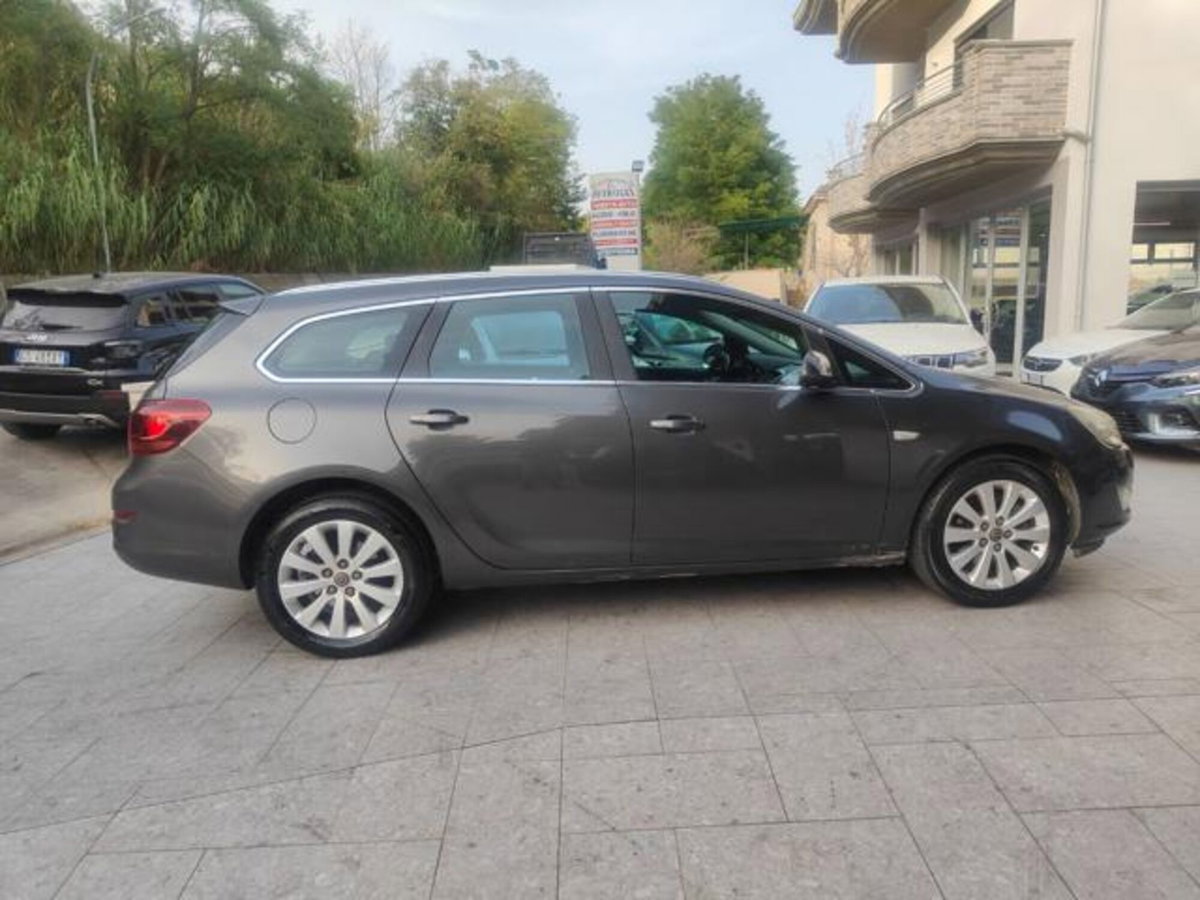 Opel Astra Station Wagon 1.7 CDTI 125CV Sports Cosmo (7)